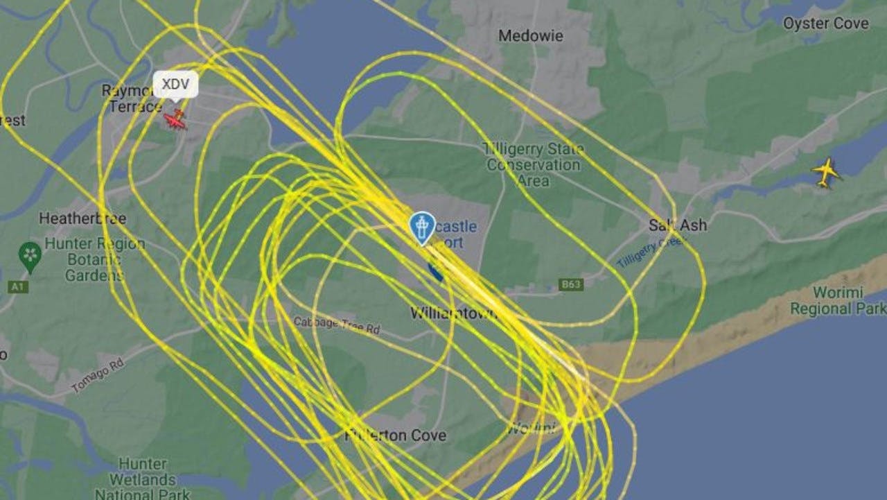 Plane Circles Newcastle Airport Due to Landing Gear Failure, Emergency Crews on Site